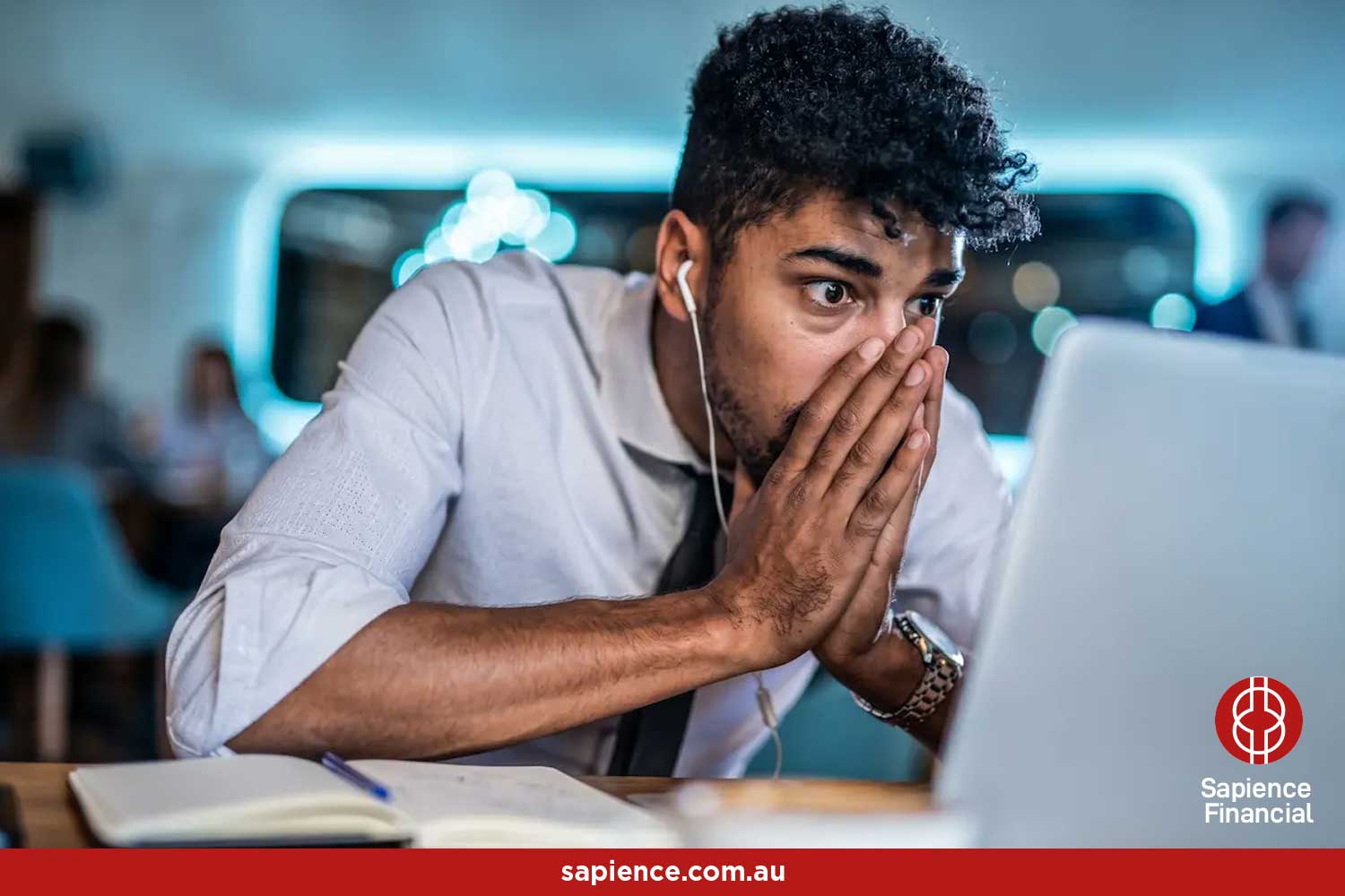 offshore virtual assistant looking at laptop